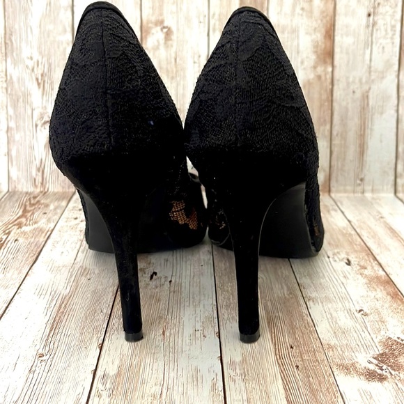Lace Heels - Picture 6 of 7